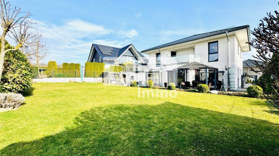 Luxeriöse Stadtvilla mit exklusiver Ausstattung in Traumlage mit vielen hochwertigen Extras - Gartenbereich